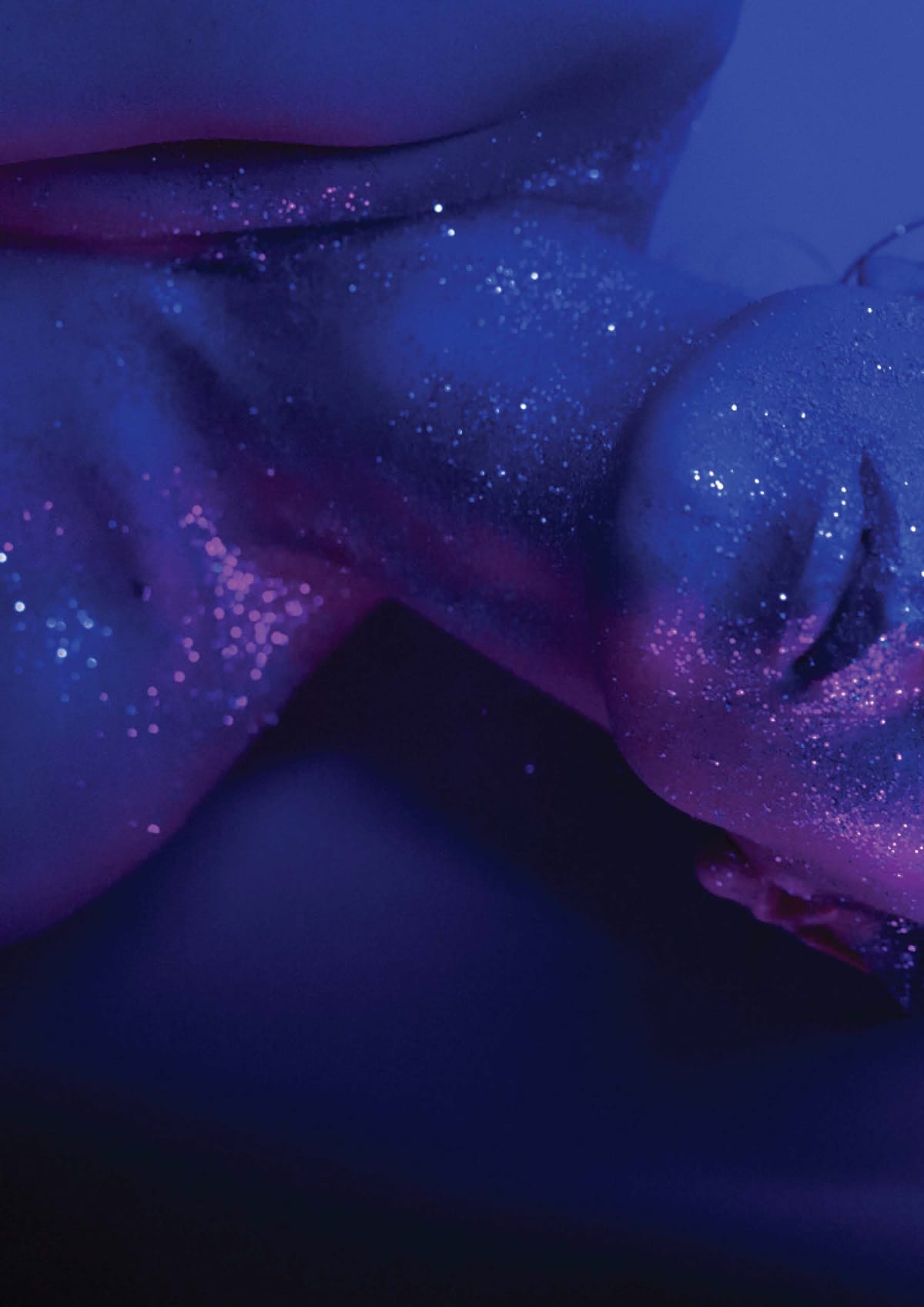 DEW Mag Issue 23, makeup by Jessica de la Torre (image 9 of 12)